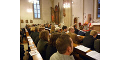 Firmung 2015 in Naumburg (Foto: Karl-Franz Thiede)